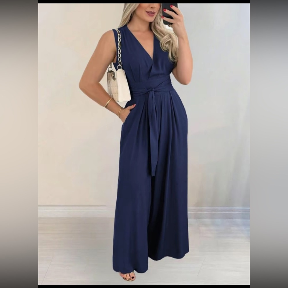 Elegant Navy Sleeveless Jumpsuit
